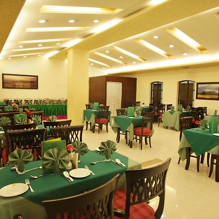Hotel Grand Mumtaz Towers Srīnagar Exterior foto